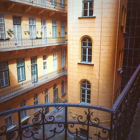 Jozsef Krt 3Br - Near Corvin Apartment บูดาเปสต์ ภายนอก รูปภาพ