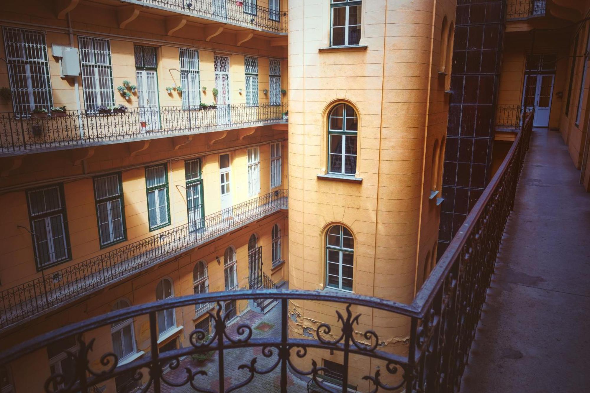 Jozsef Krt 3Br - Near Corvin Apartment บูดาเปสต์ ภายนอก รูปภาพ